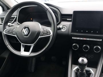 Car image 12