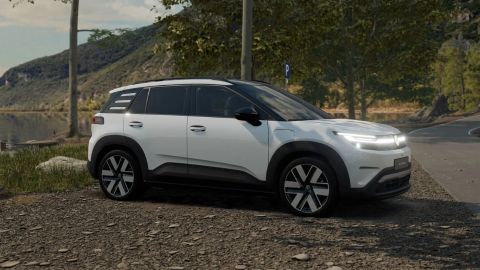Car image 3