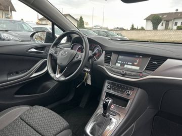 Car image 13