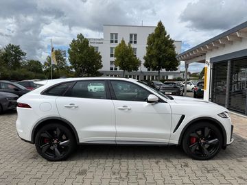 Car image 40