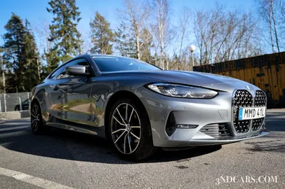 Car image 4
