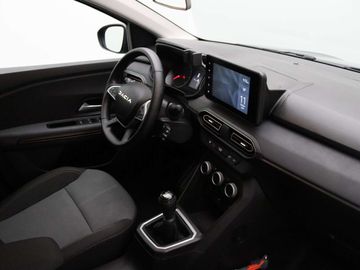 Car image 38