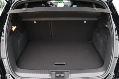 Car image 38