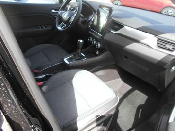 Car image 15