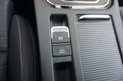 Car image 36