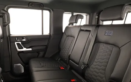 Car image 5