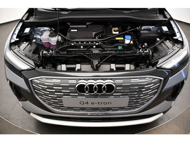 Audi Q4 45 quattro e-tron S-line 195 kW image number 13