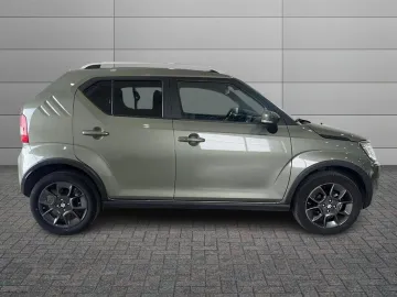 Car image 3