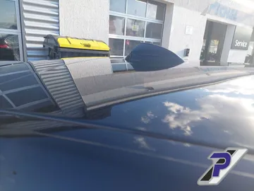Car image 27