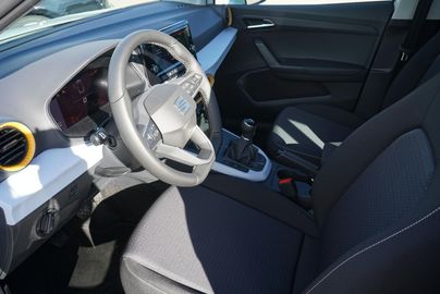 Car image 7