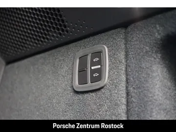 Car image 35