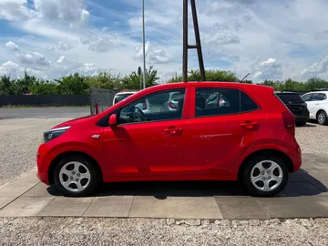 Car image 28