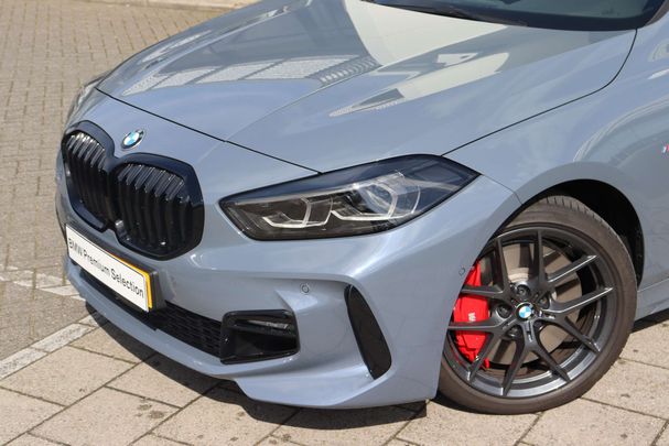 BMW 118i M Sport 100 kW image number 1