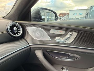 Car image 37