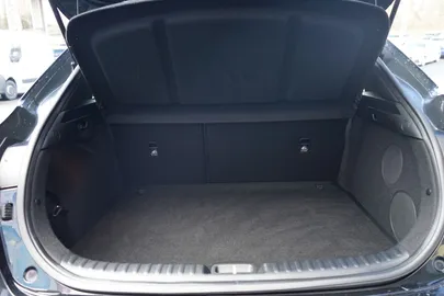 Car image 34