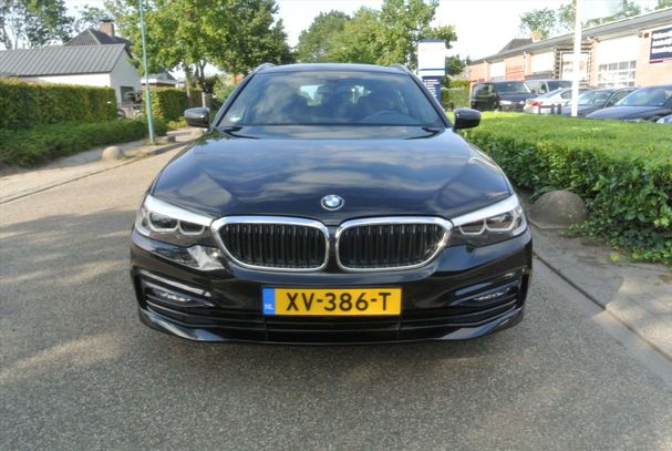 BMW 520i Touring 135 kW image number 3