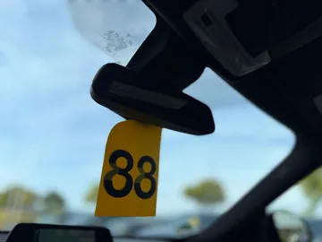 Car image 31