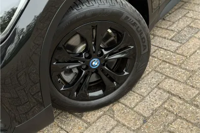 Car image 46