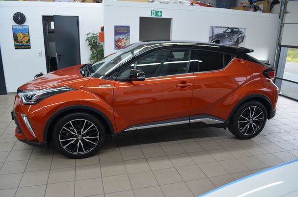 Toyota C-HR 2.0 Hybrid 135 kW image number 2