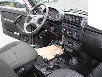 Car image 11