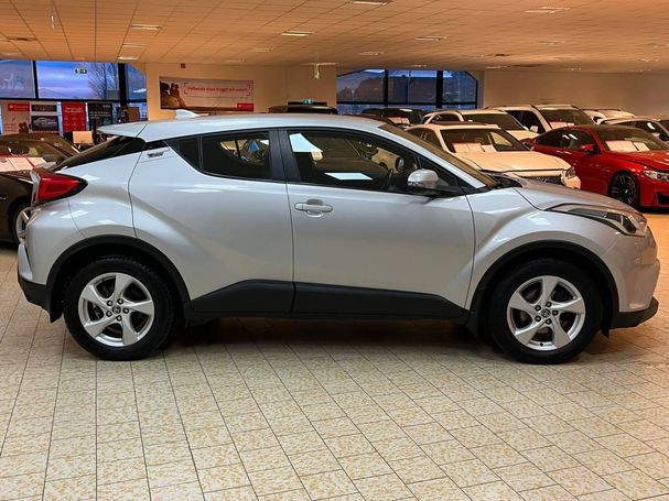 Toyota C-HR 1.2 Turbo AWD 85 kW image number 7