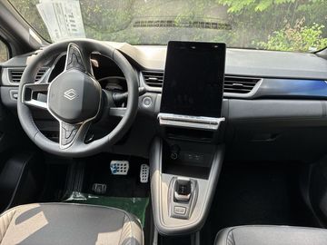Car image 12