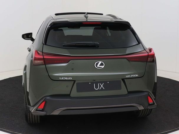 Lexus UX 250h 135 kW image number 27