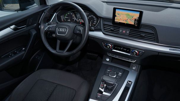 Audi Q5 50 TFSIe quattro S-line 220 kW image number 3