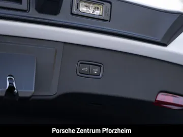 Car image 35