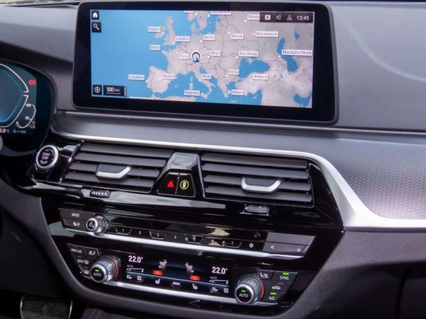 BMW 530 Touring xDrive 215 kW image number 7