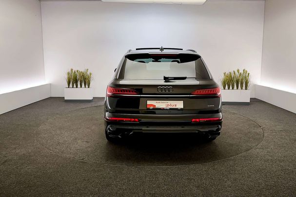 Audi Q7 60 TFSIe quattro 340 kW image number 13