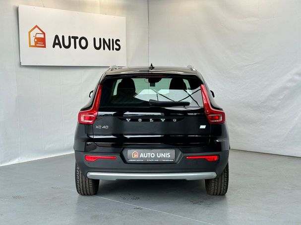 Volvo XC40 Plug-in T4 155 kW image number 5