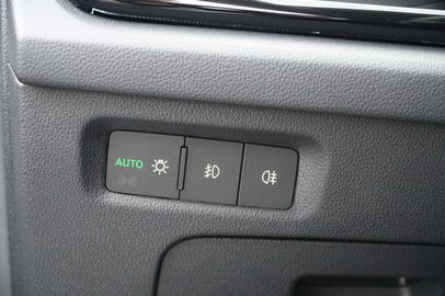 Car image 36