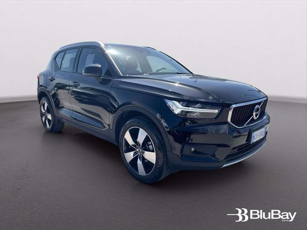 Volvo XC40 T3 Geartronic Momentum 120 kW image number 2