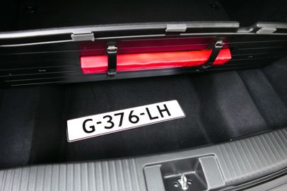 Car image 31