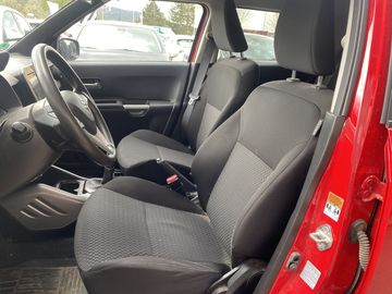 Car image 14