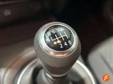 Car image 38