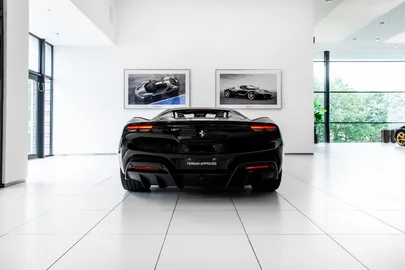 Car image 47