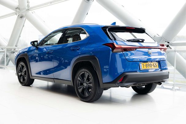 Lexus UX 250h 135 kW image number 46