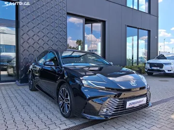 Car image 2
