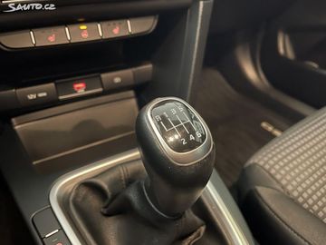 Car image 30