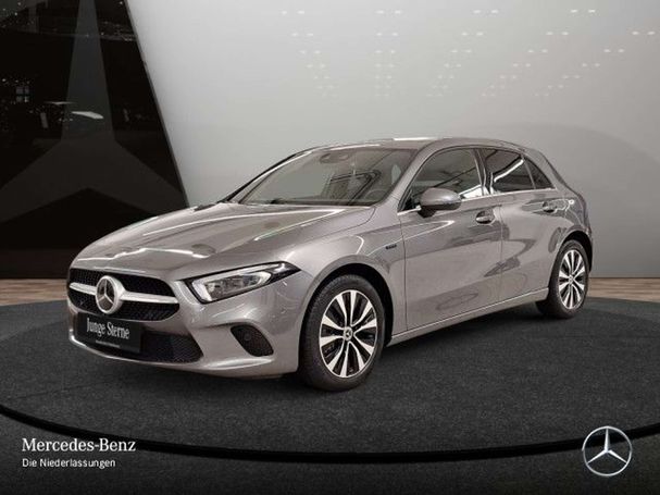 Mercedes-Benz A 250 e 160 kW image number 1