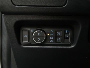 Car image 38