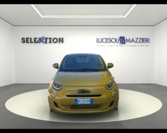Car image 21