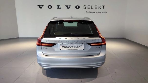 Volvo V90 B4 AWD T8 145 kW image number 5