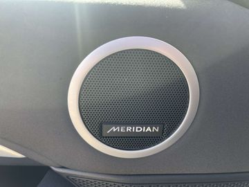 Car image 36