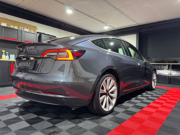 Tesla Model 3 Performance Standard Range Plus 225 kW image number 2