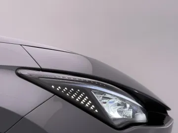 Car image 49