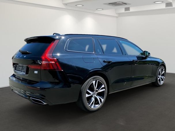 Volvo V60 T6 R Design AWD Recharge 251 kW image number 3