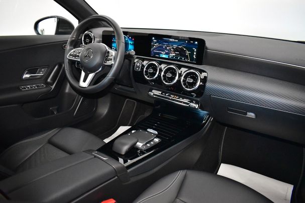 Mercedes-Benz A 180 100 kW image number 4